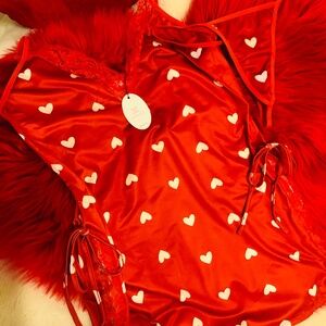 Just in NWT Avid Love Valentine Nightgown with matching panty set